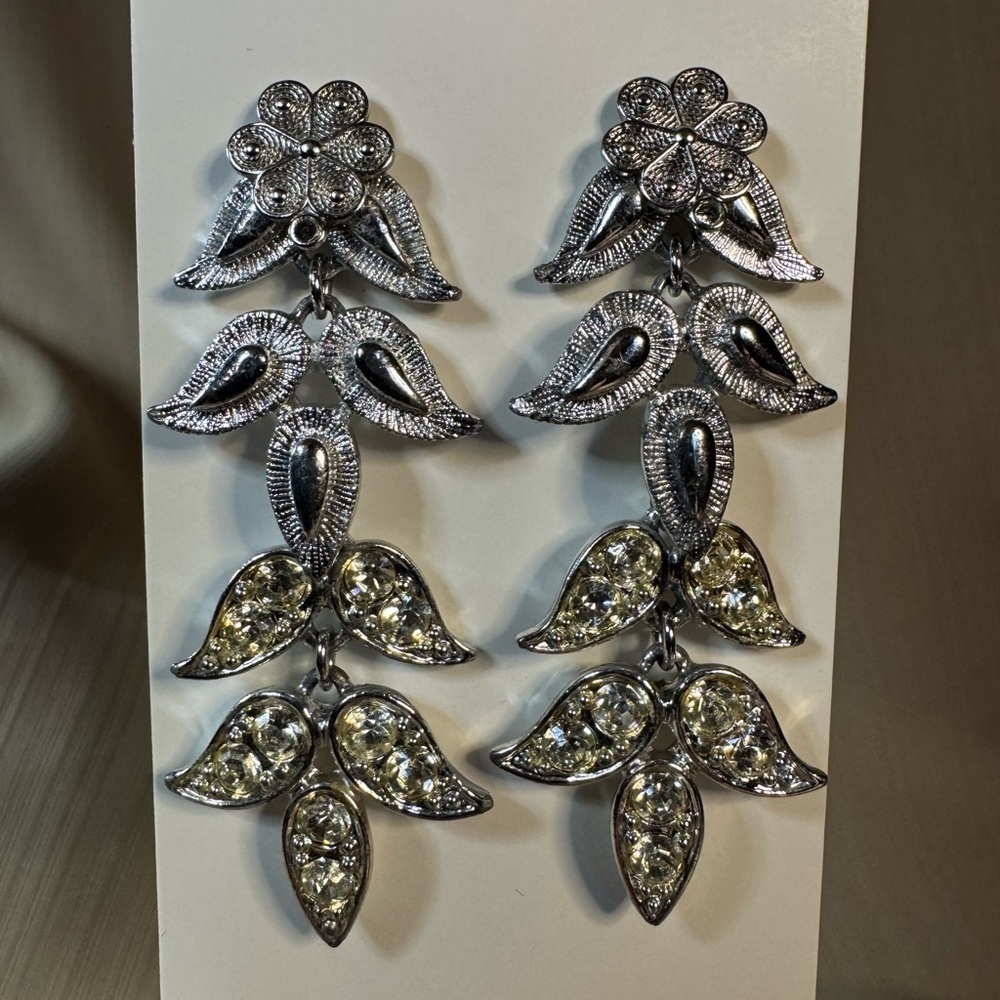 Vintage Sarah Coventry Elegant Silver and Gold Floral Drop Earrings